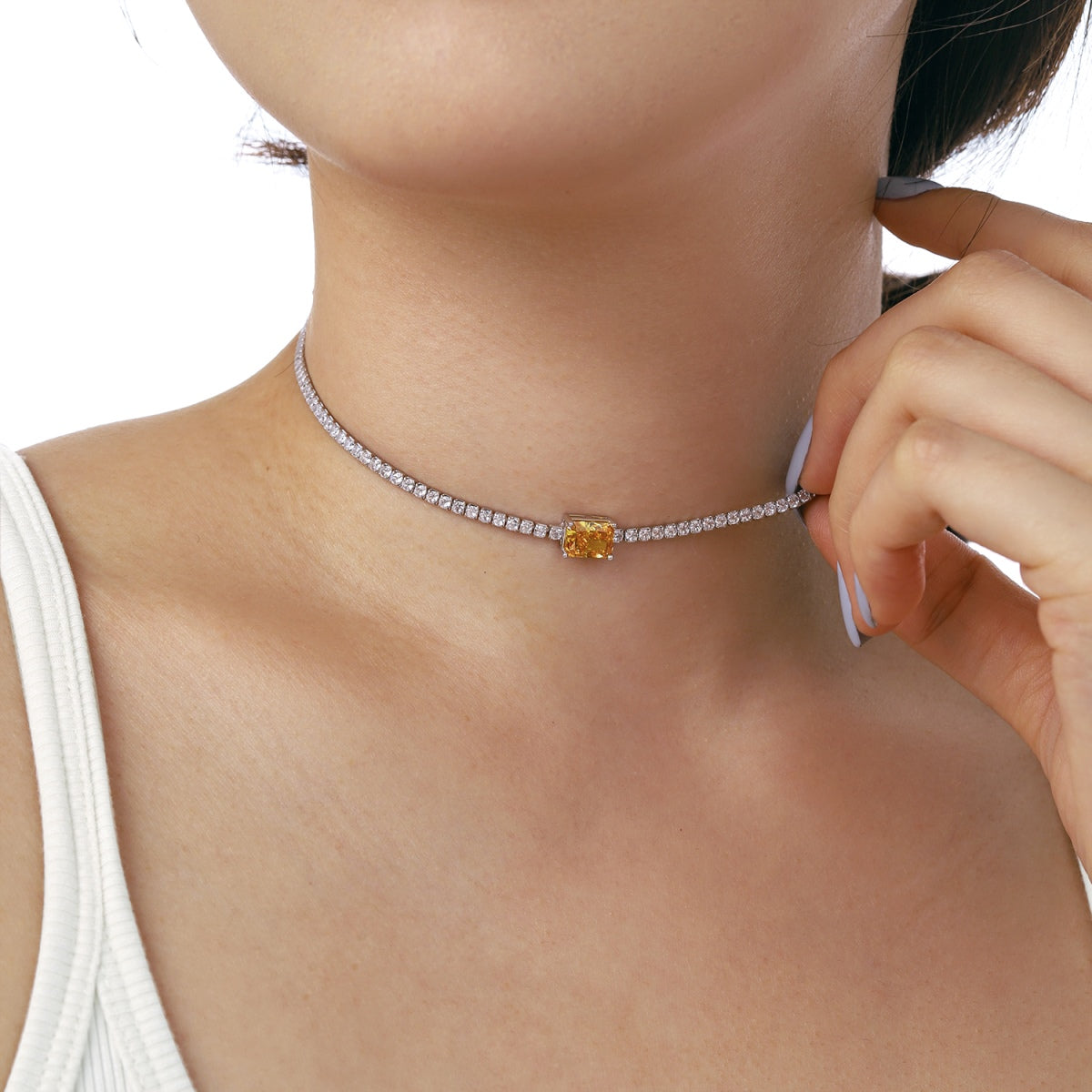 [Regalia jewelry]2.0 carat Ornate Emerald Cut Necklace