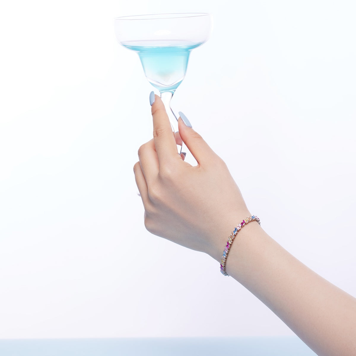 [Regalia jewelry]Ornate Sparkling Multi Cut Party Bracelet