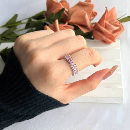 [Regalia jewelry]Gorgeous Marquise Cut Tennis Ring