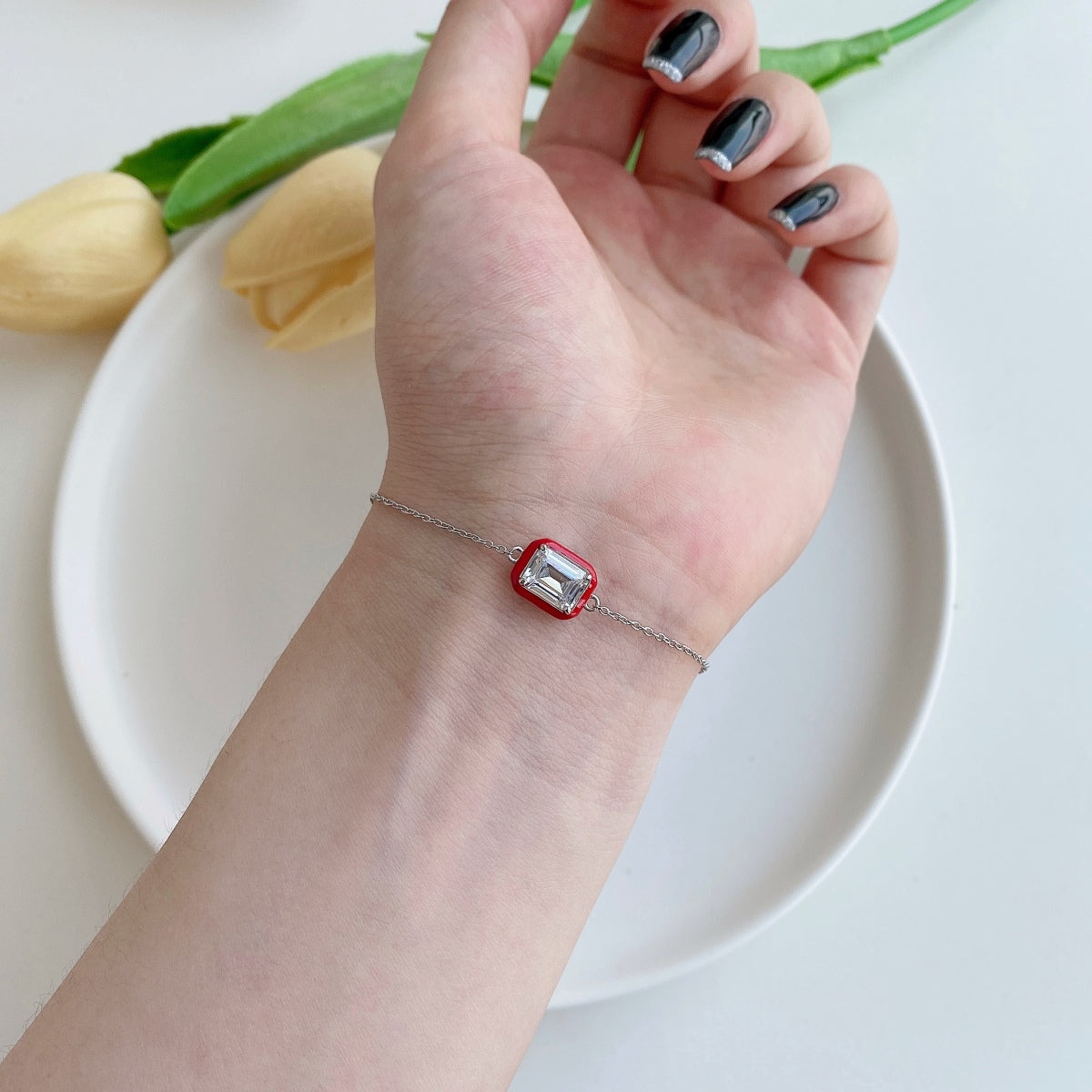 [Regalia jewelry]2.0 Carat Sparkling Colorful Emerald Cut Daily Bracelet