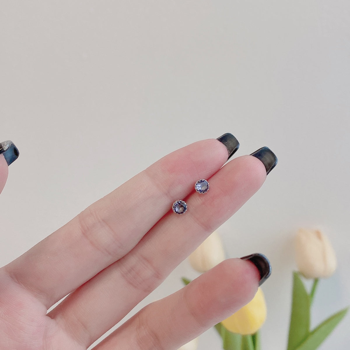 [Regalia jewelry]Sparkling Colorful Round Shape Earrings