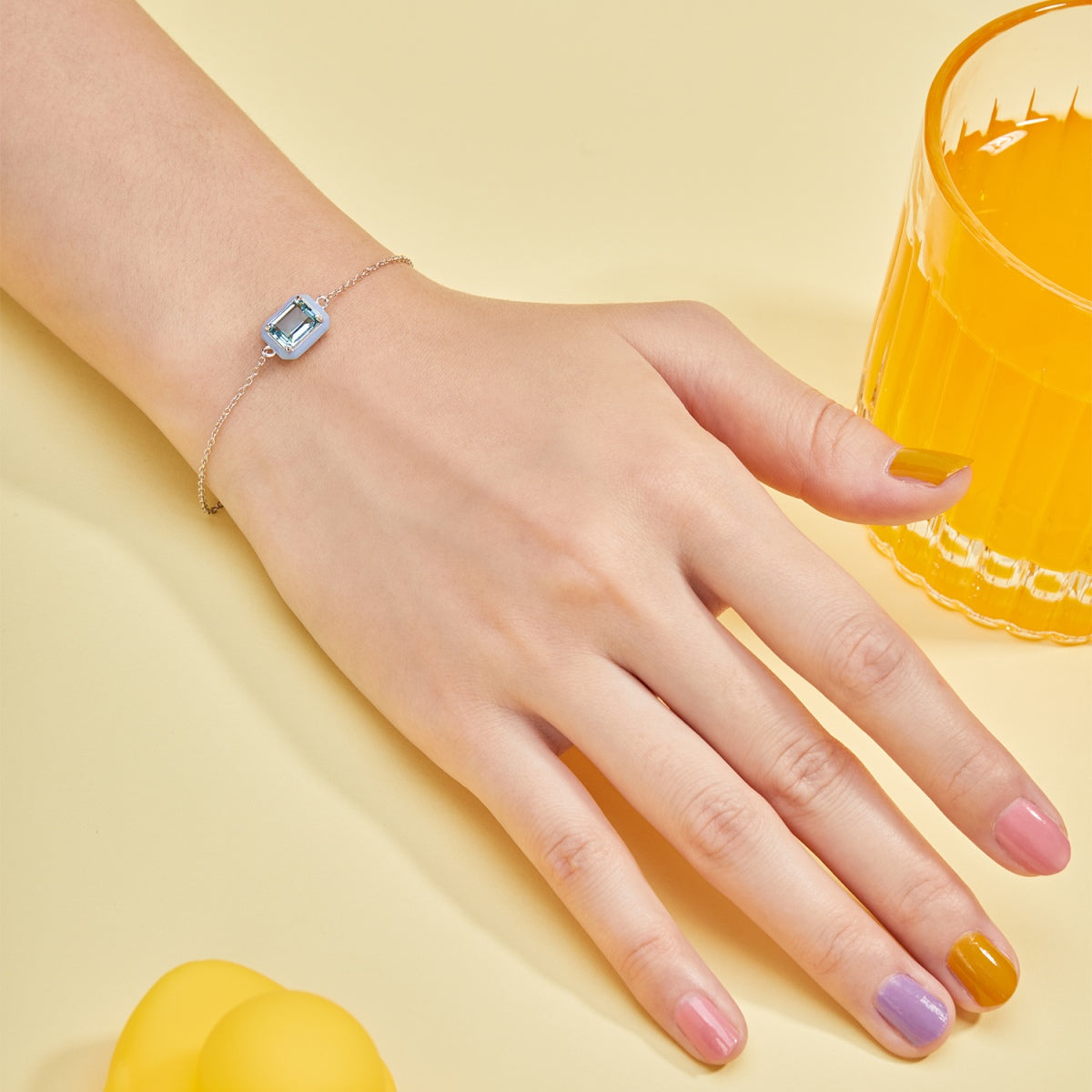 [Regalia jewelry]2.0 Carat Sparkling Colorful Emerald Cut Daily Bracelet