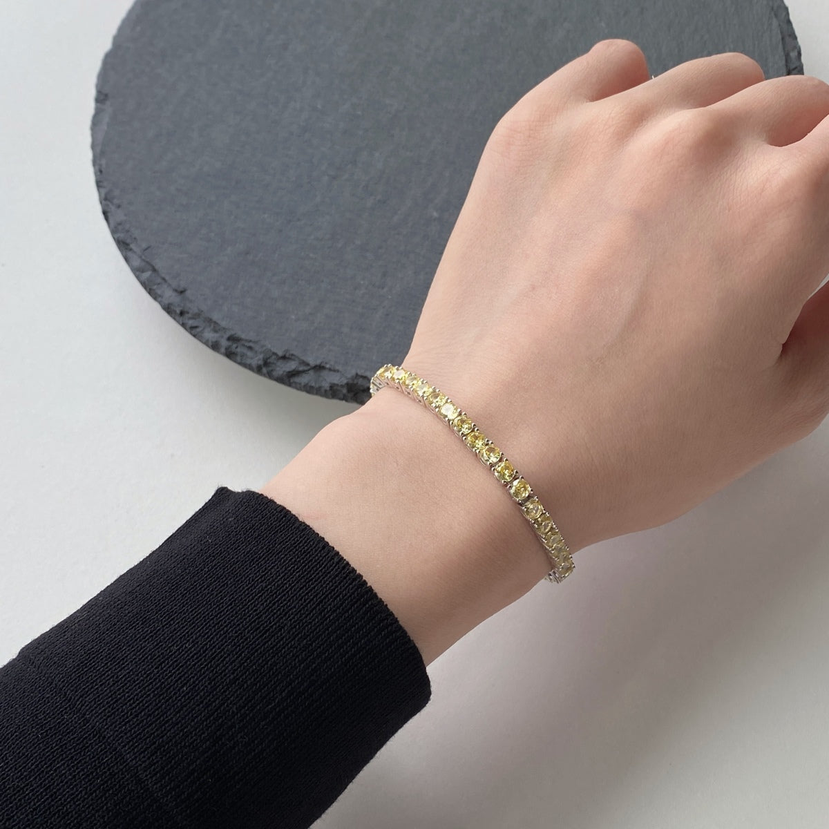 [Regalia jewelry]Ornate Dazzling Round Cut Tennis Bracelet