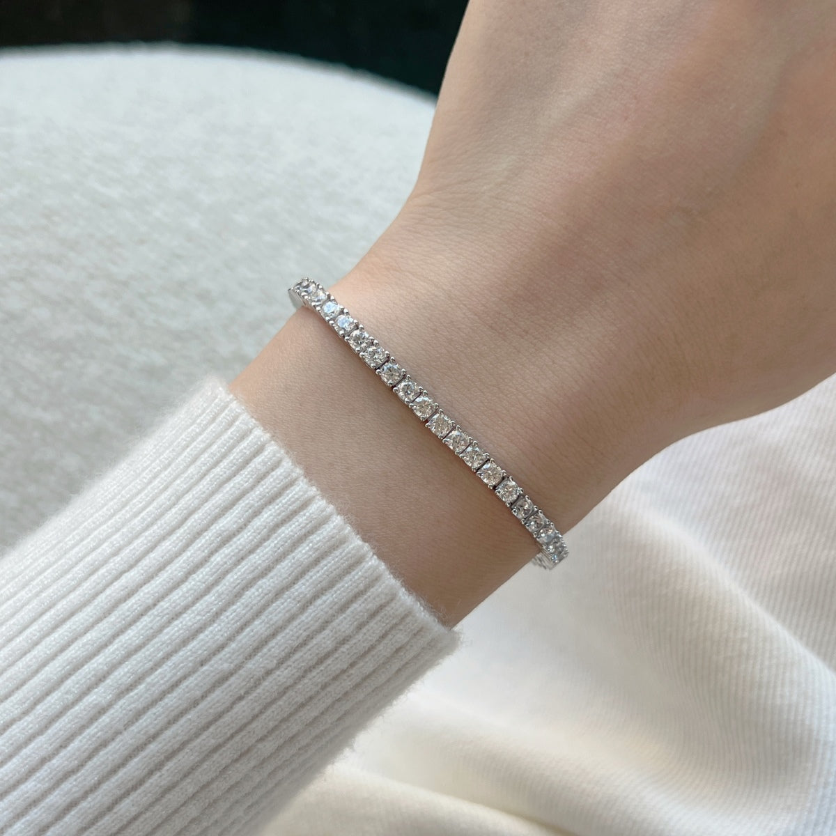 [Regalia jewelry]Dainty Charming Round Cut Tennis Bracelet