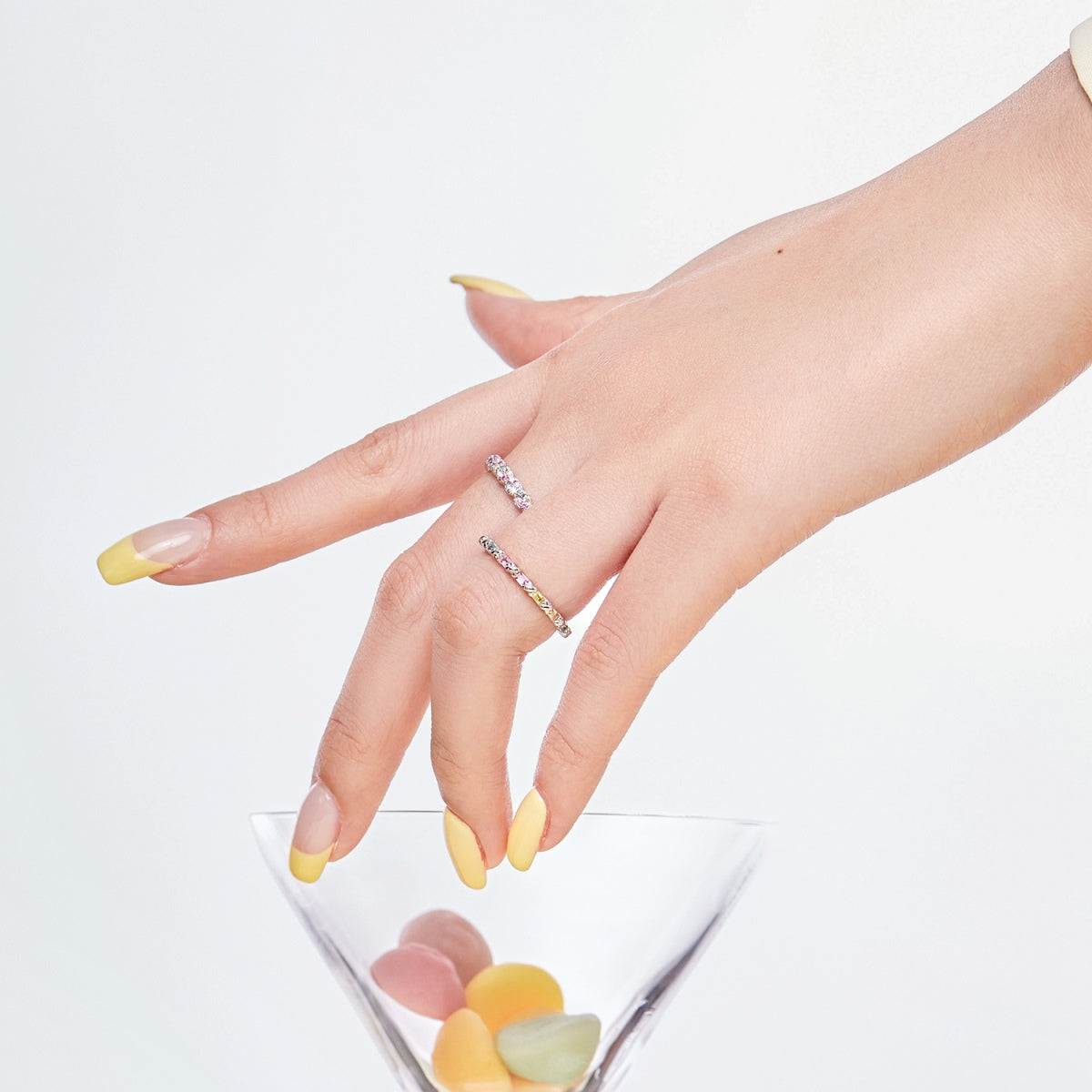 [Regalia jewelry]Dainty Ebullient Round Cut Daily Ring