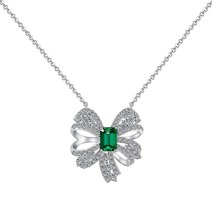 [Regalia jewelry]Luxurious Flower Shape Emerald Cut Necklace