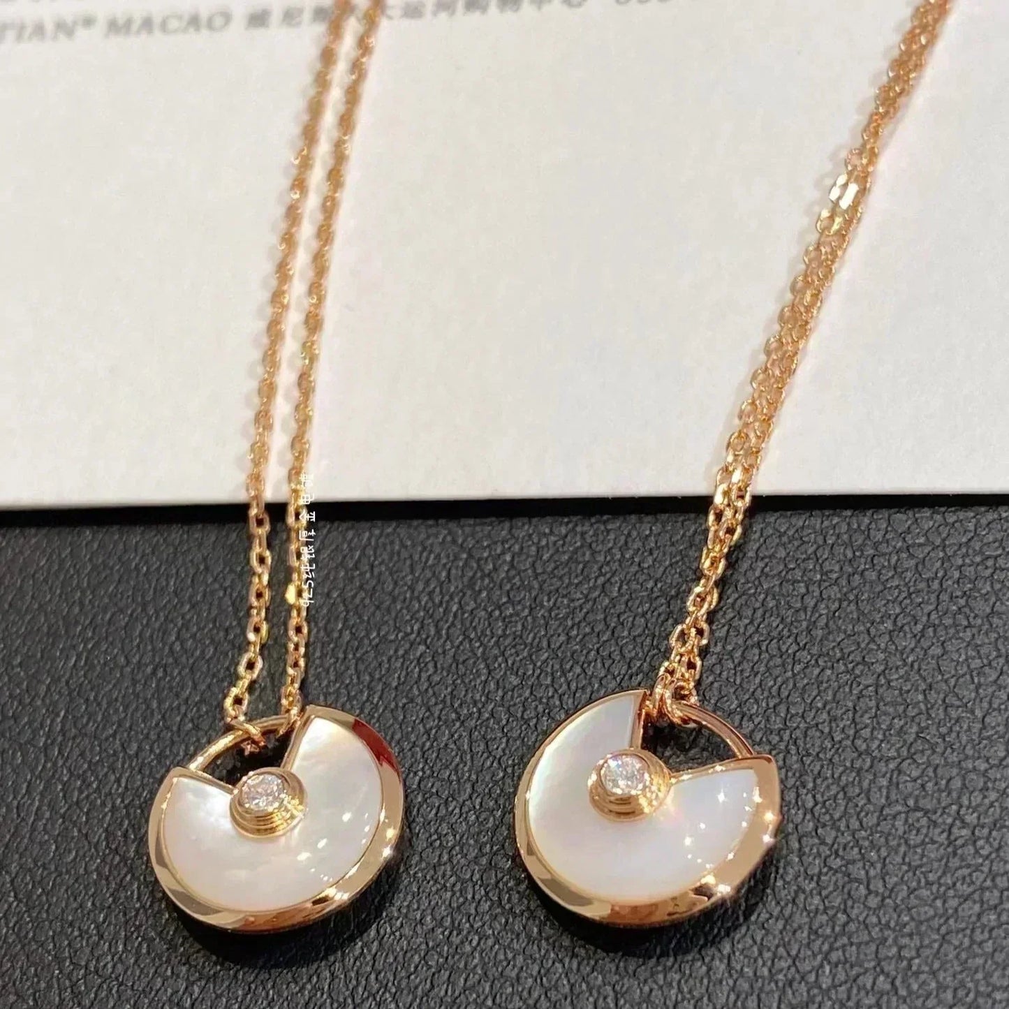 [Regalia jewelry]AMULETTE ROSE GOLD MOP NECKLACE