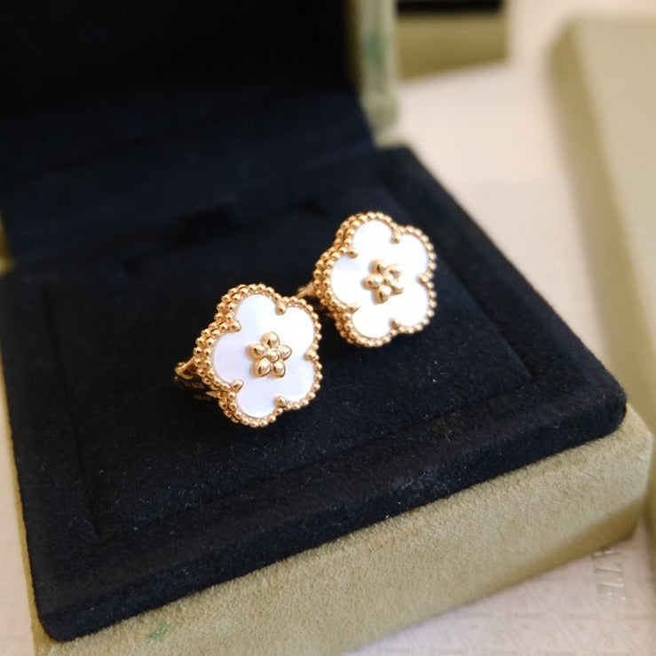 [Regalia jewelry]LUCKY PINK GOLD WHITE MOP EARRINGS