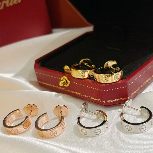 [Regalia jewelry]LOVE EARRINGS 5.7MM 2 DIAMONDS