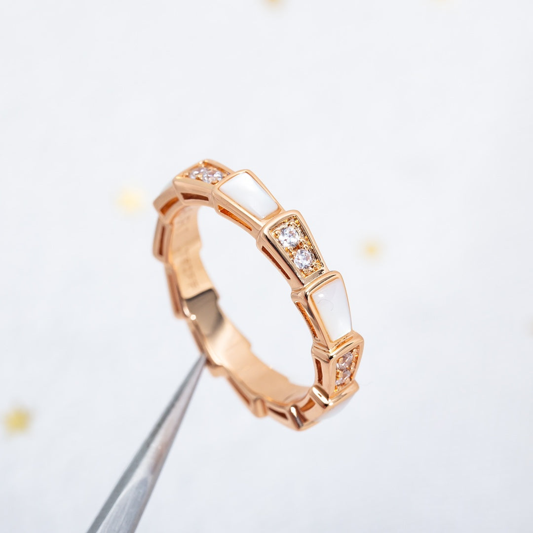 [Regalia jewelry]SERPENTI RING PINK GOLD DIAMOND MOP 3MM