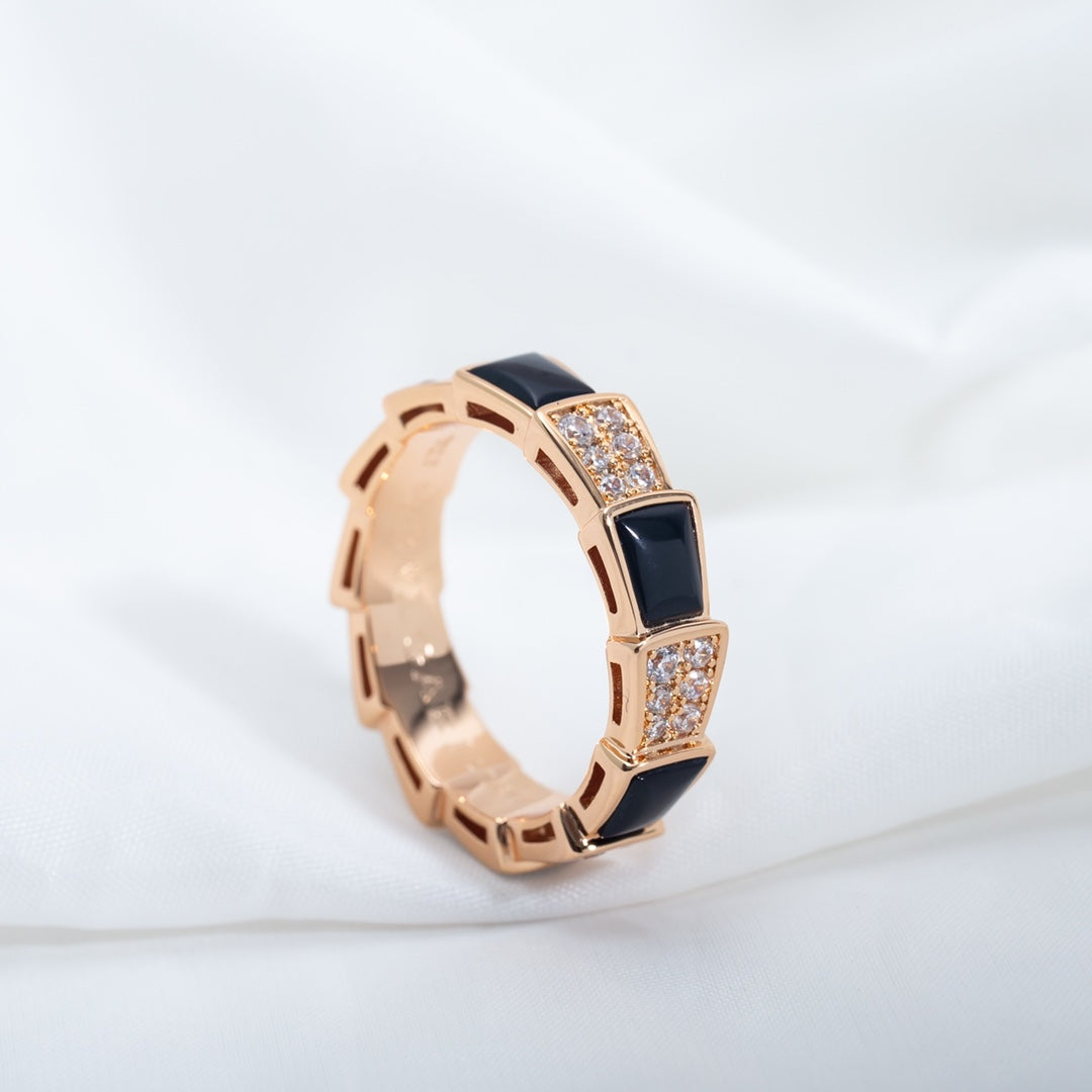 [Regalia jewelry]SERPENTI RING PINK GOLD BLACK MOP DIAMOND PAVED 4MM
