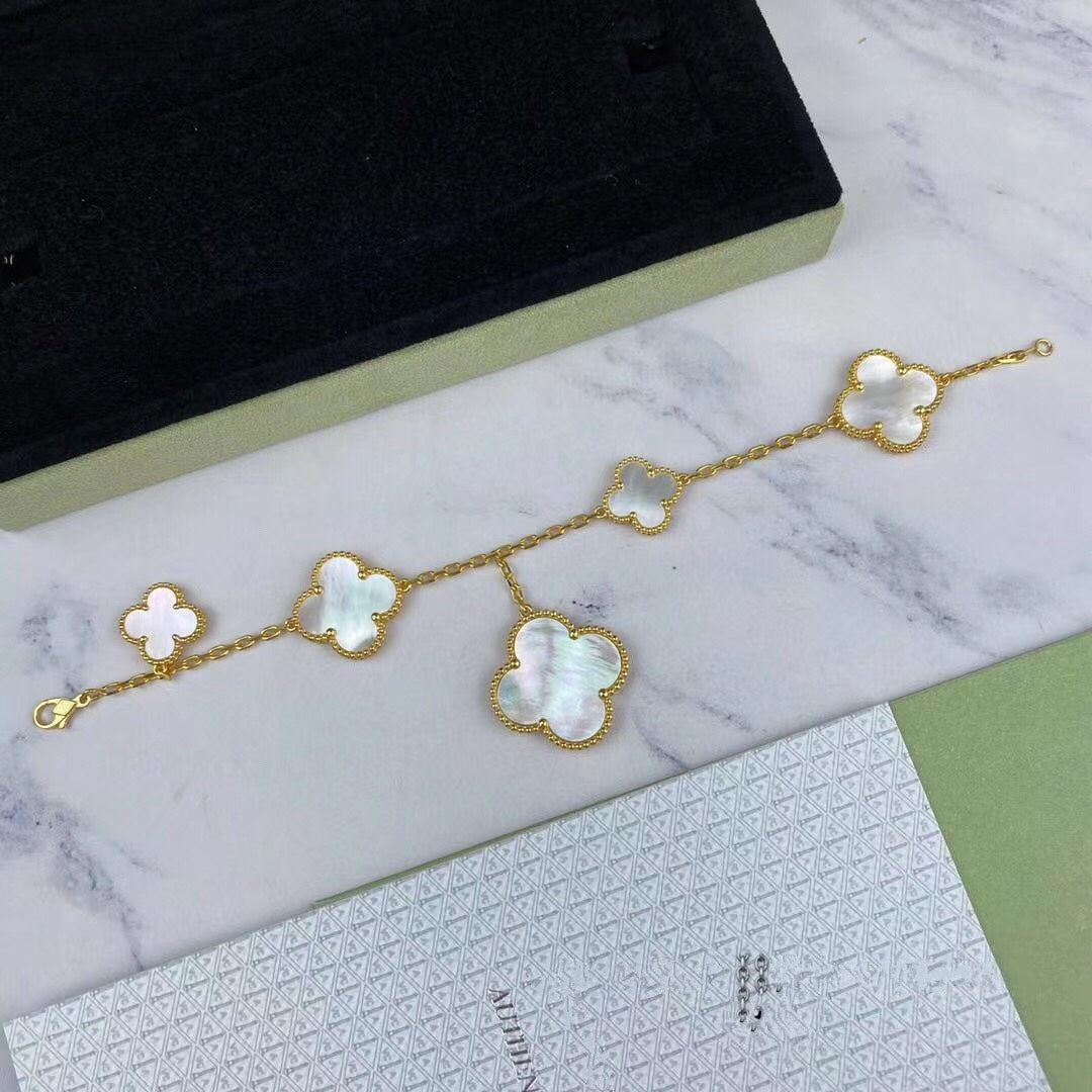 [Regalia jewelry]MAGIC CLOVER MOP GOLD BRACELET 5 MOTIFS