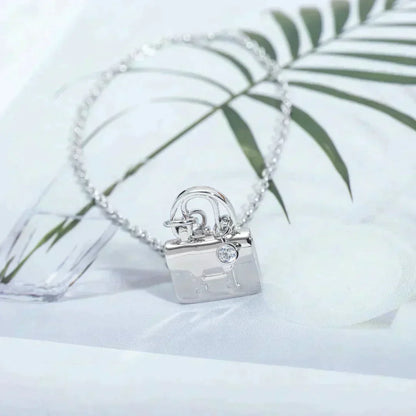 [Regalia jewelry]AMULETTE PEDANT SILVER NECKLACE