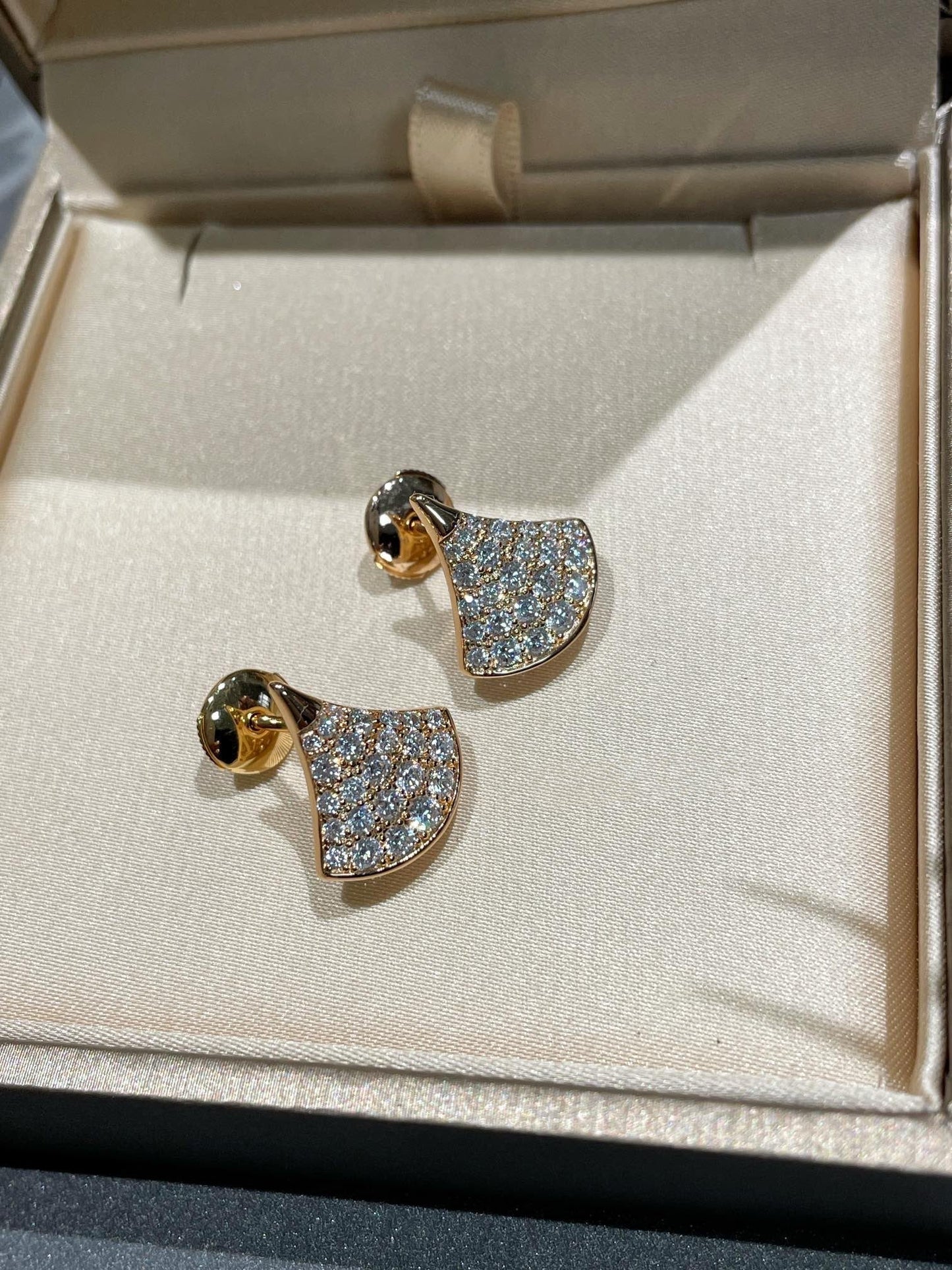 [Regalia jewelry]DREAM STUD EARRINGS DIAMOND