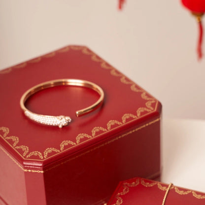 [Regalia jewelry]PANTHERE ROSE GOLD DIAMOND OPEN BRACELET