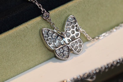 [Regalia jewelry]BUTTERFLY DIAMOND NECKLACE