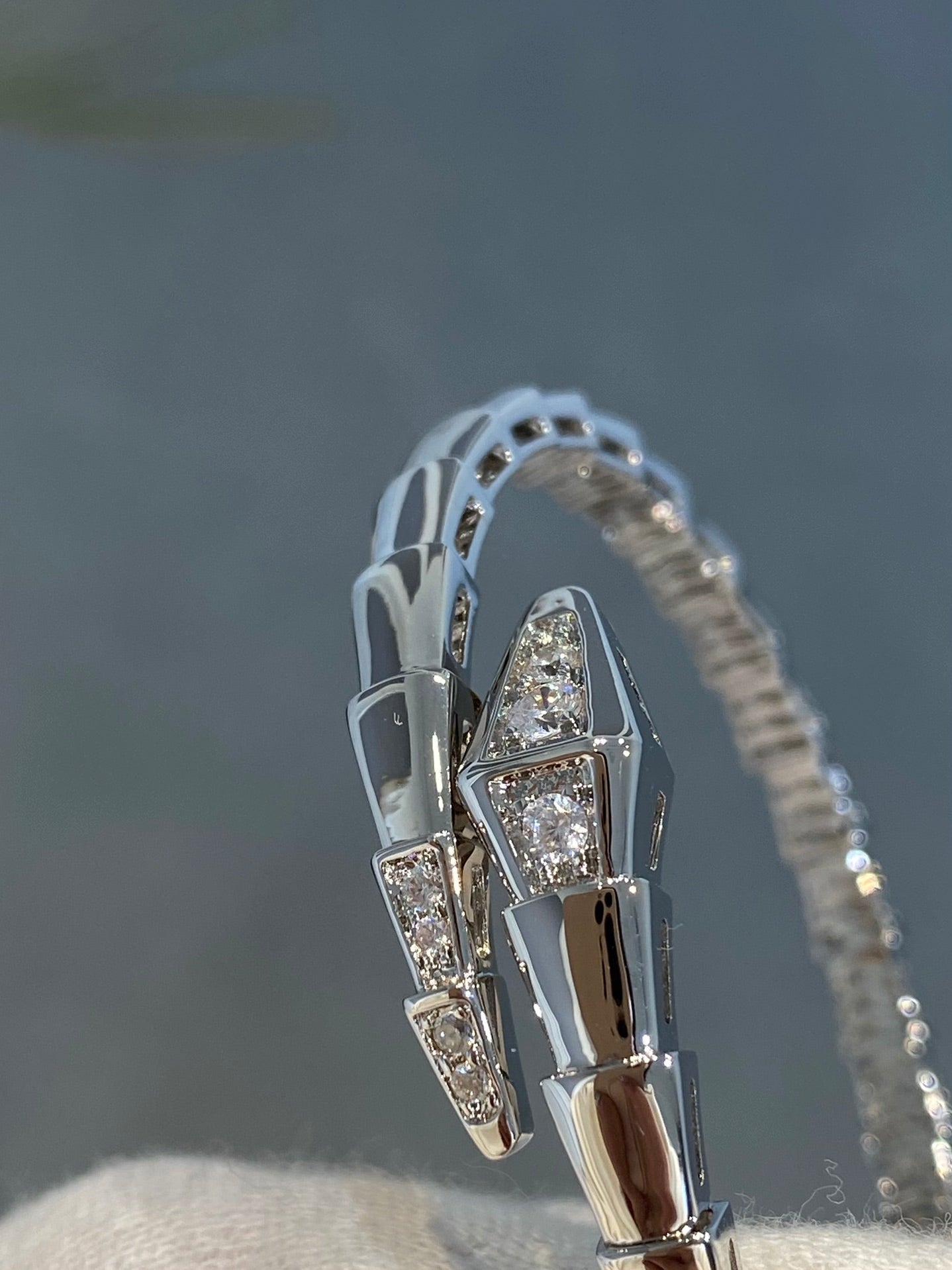 [Regalia jewelry]SERPENTI BRACELET DIAMONDS SILVER