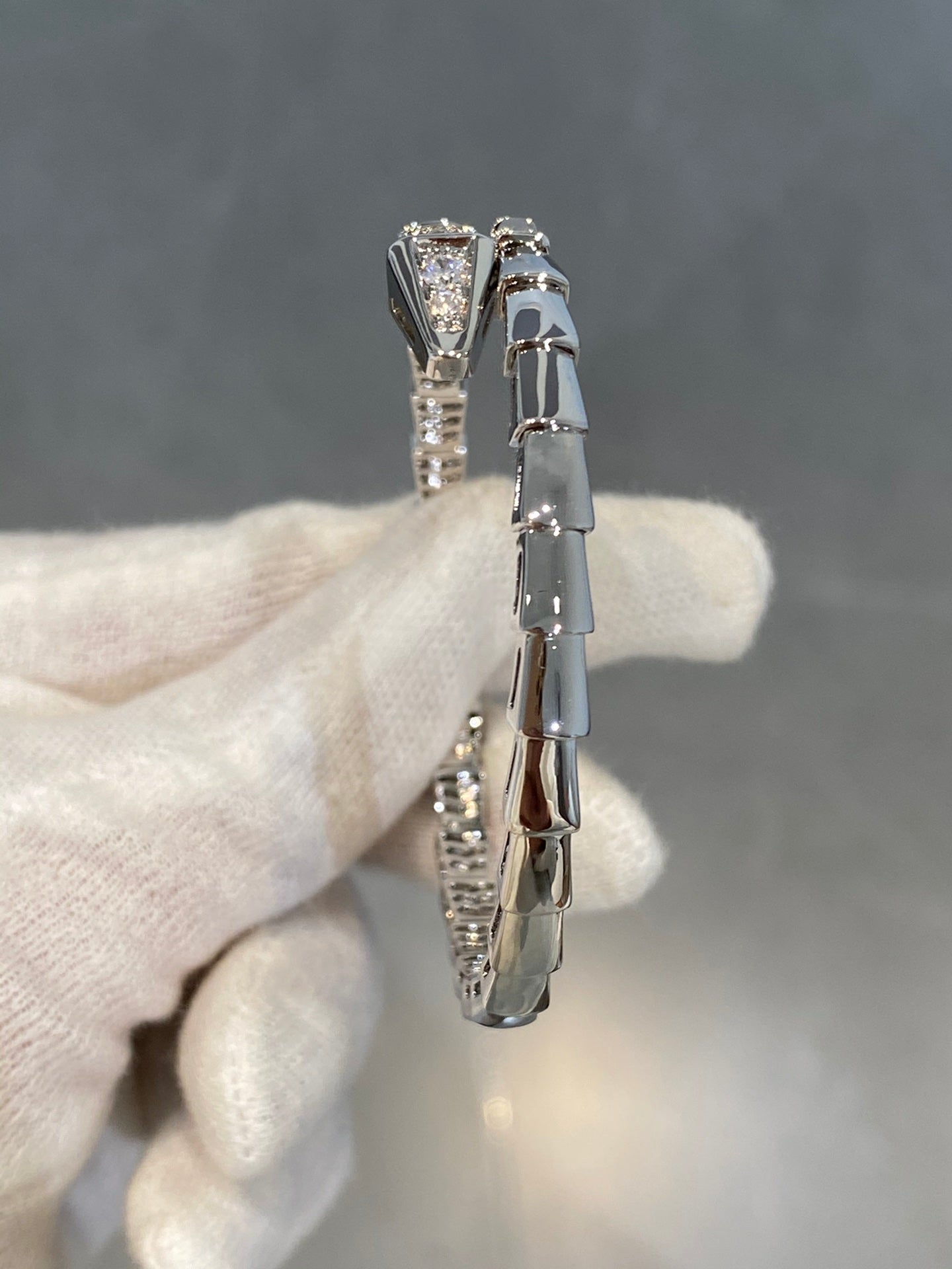 [Regalia jewelry]SERPENTI BRACELET DIAMONDS SILVER