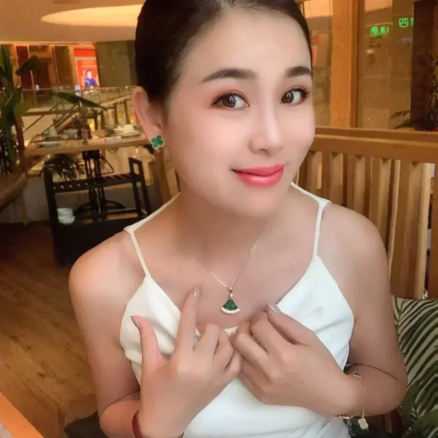 [Regalia jewelry]CLOVER MEDIUM 1 MOTIFS MALACHITE  EARRINGS