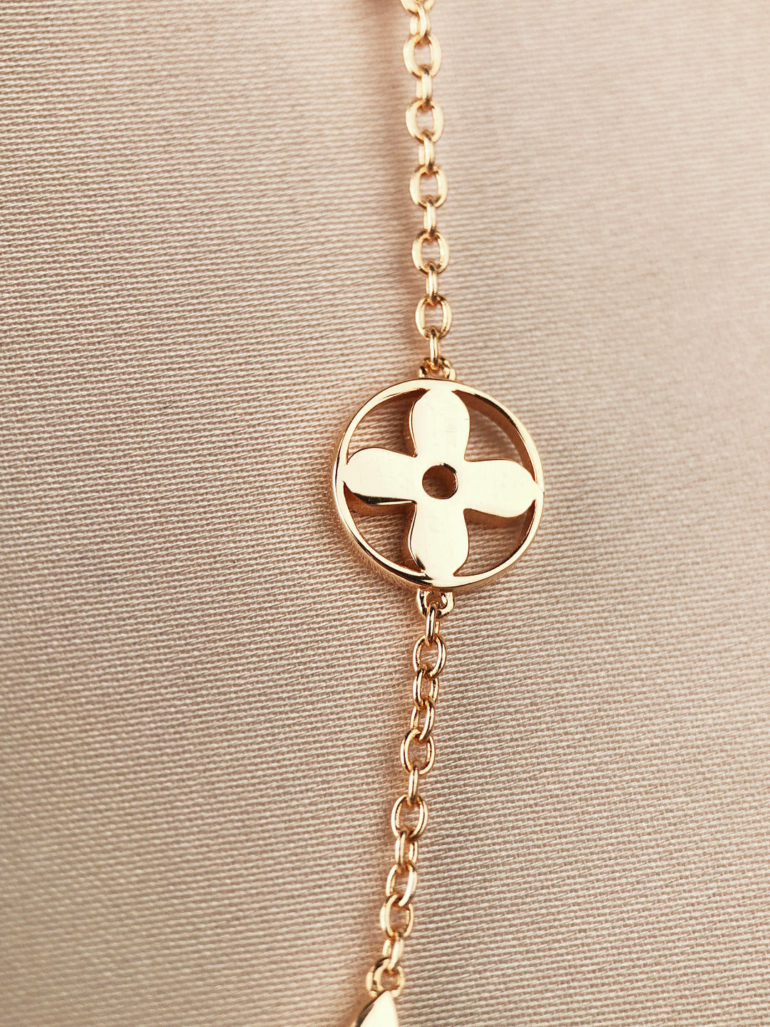 [Regalia jewelry]STAR AND SUN 7 MOTIFS GOLD BRACELET