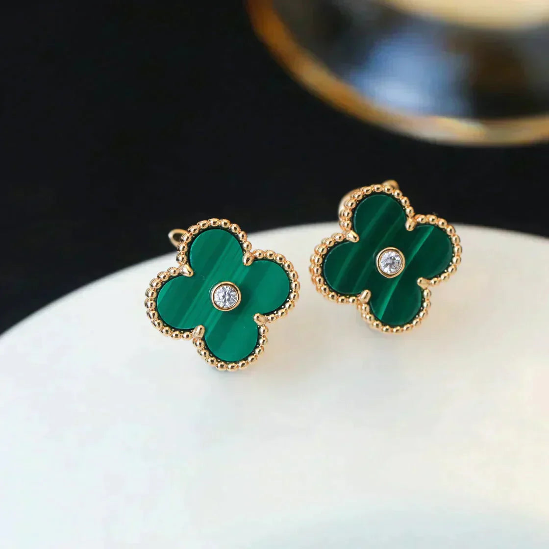 [Regalia jewelry]CLOVER MEDIUM 1 MOTIFS MALACHITE DIAMOND EARRINGS