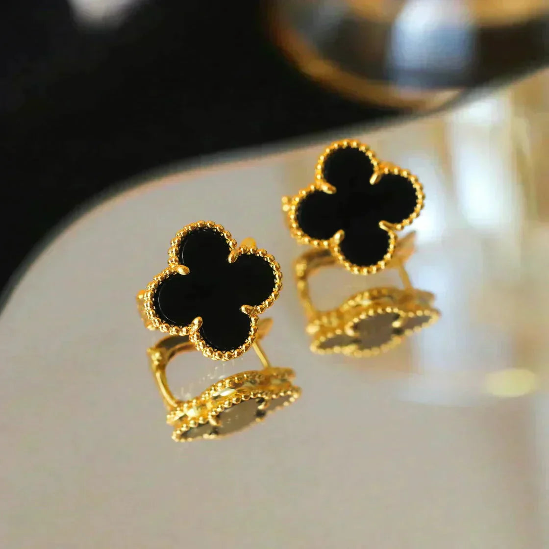 [Regalia jewelry]CLOVER MEDIUM 1 MOTIFS  ONYX STUD EARRINGS