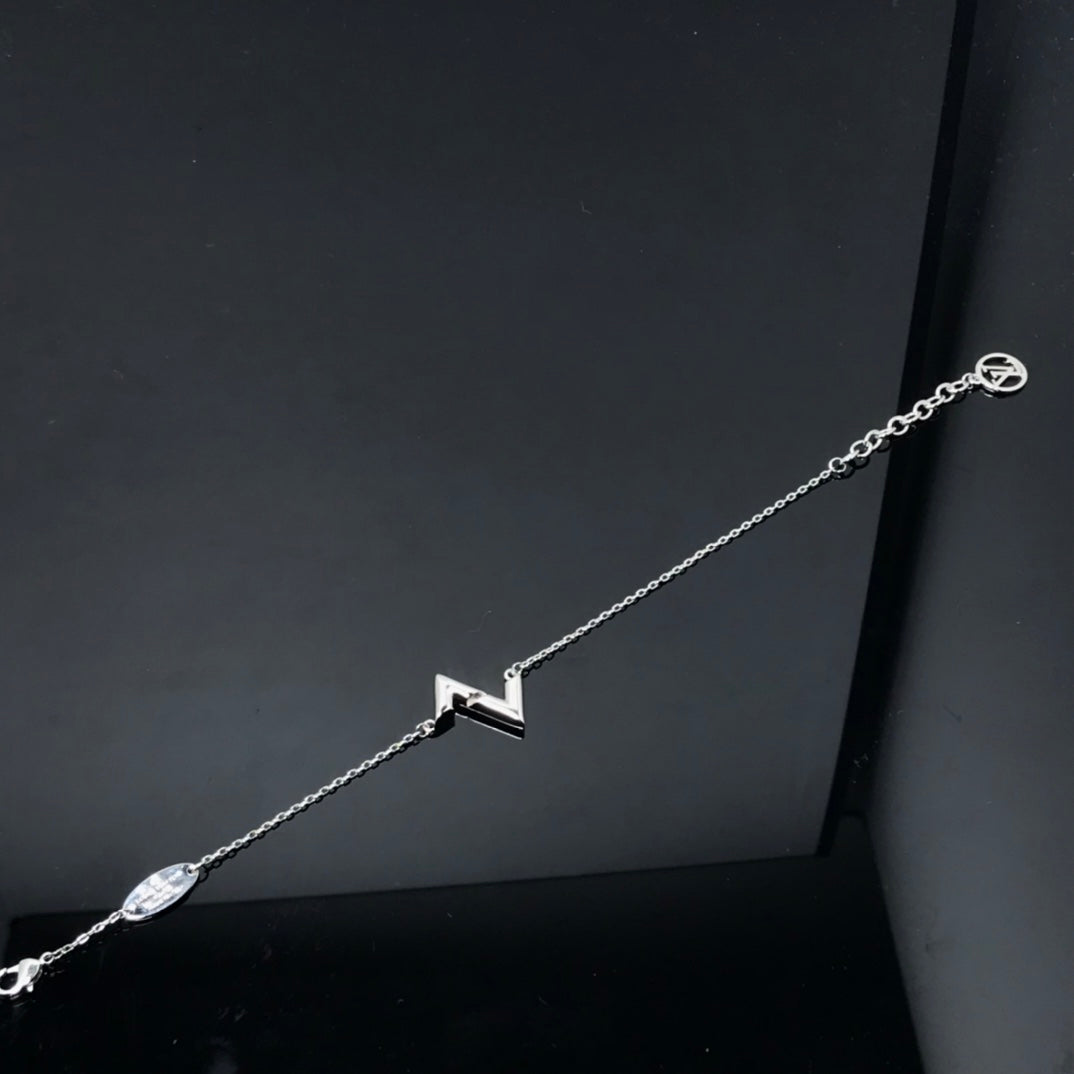 [Regalia jewelry]VOLT LV LOGO BRACELET
