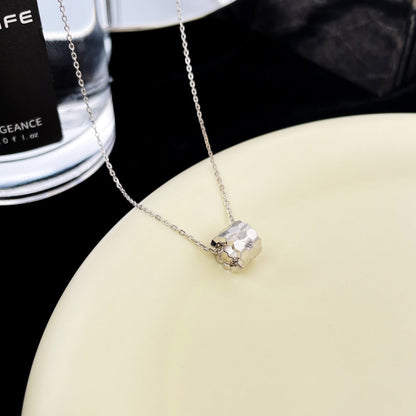 [Regalia jewelry]BEE MINI PEDANT DIAMOND NECKLACE