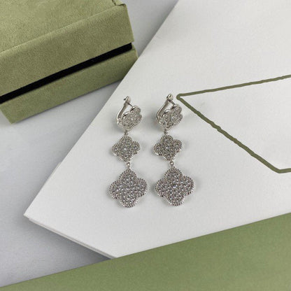 [Regalia jewelry]CLOVER 3 MOTIF DIAMOND SILVER DROP EARRINGS