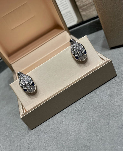 [Regalia jewelry]SERPENT DIAMOND STUD EARRINGS