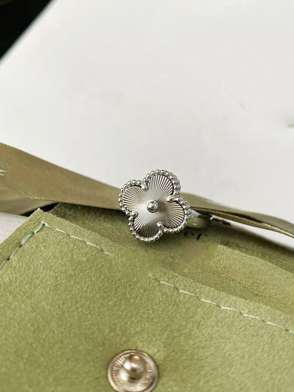[Regalia jewelry]CLOVER SILVER RING