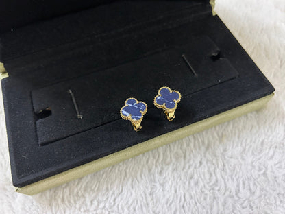 [Regalia jewelry]CLOVER PIETERSITE MEDIUM STUD EARRINGS