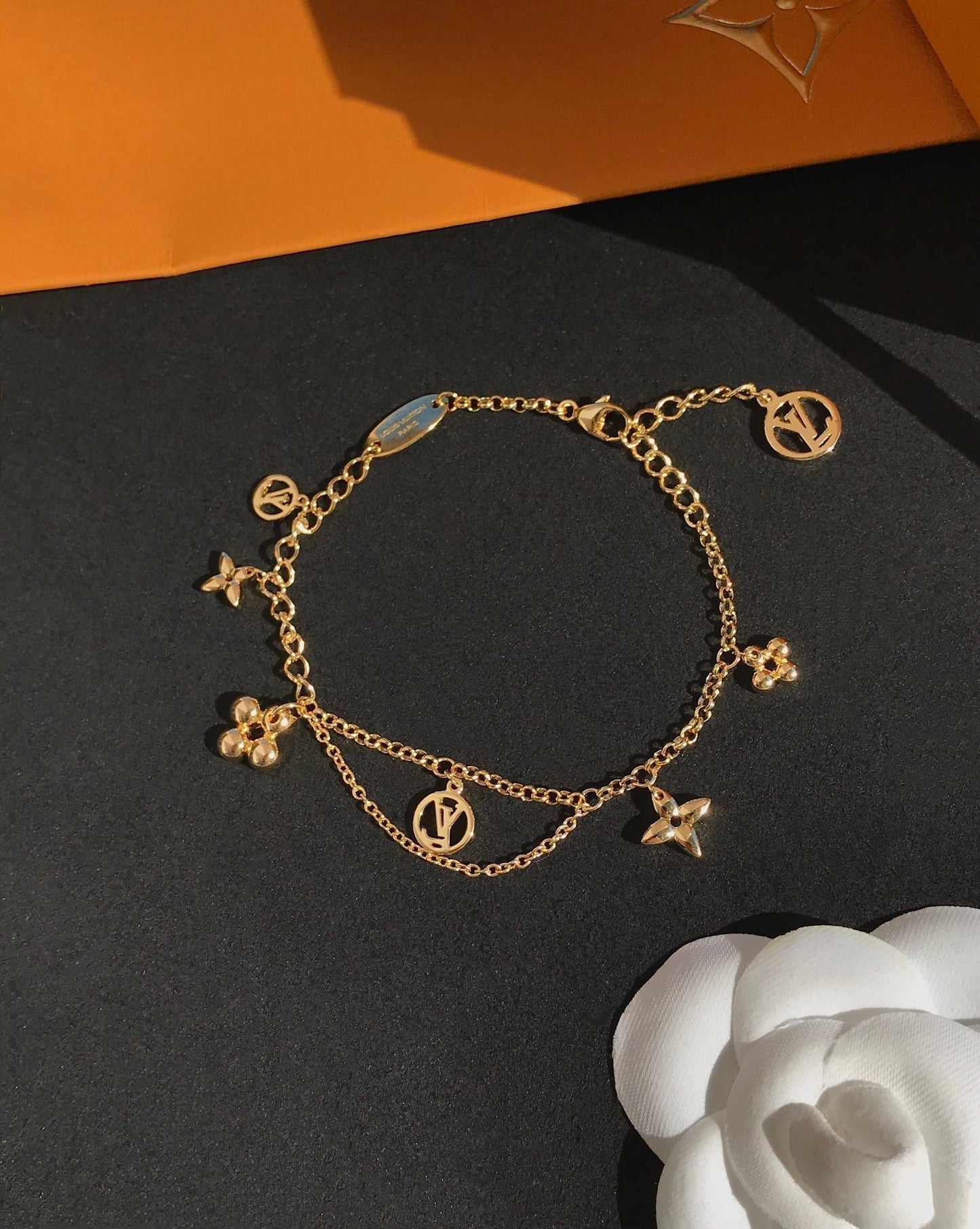 [Regalia jewelry]BLOOMING PINK GOLD MOP BRACELET