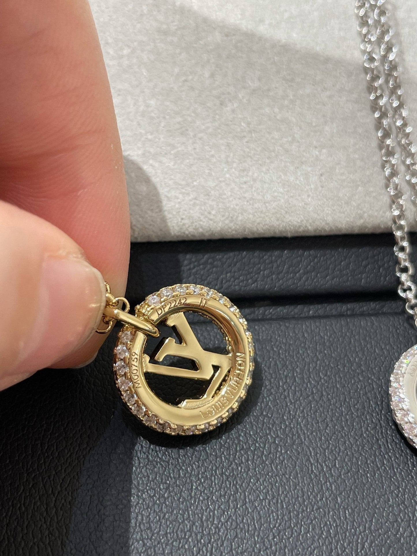 [Regalia jewelry]BY NIGHT DIAMOND PAVED NECKLACE