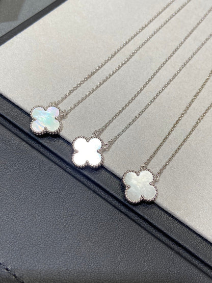 [Regalia jewelry]CLOVER MEDIUM SILVER WHITE MOP NECKLACE