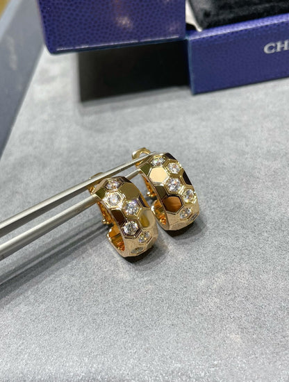 [Regalia jewelry]BEE LOVE DIAMOND HOOP EARRINGS