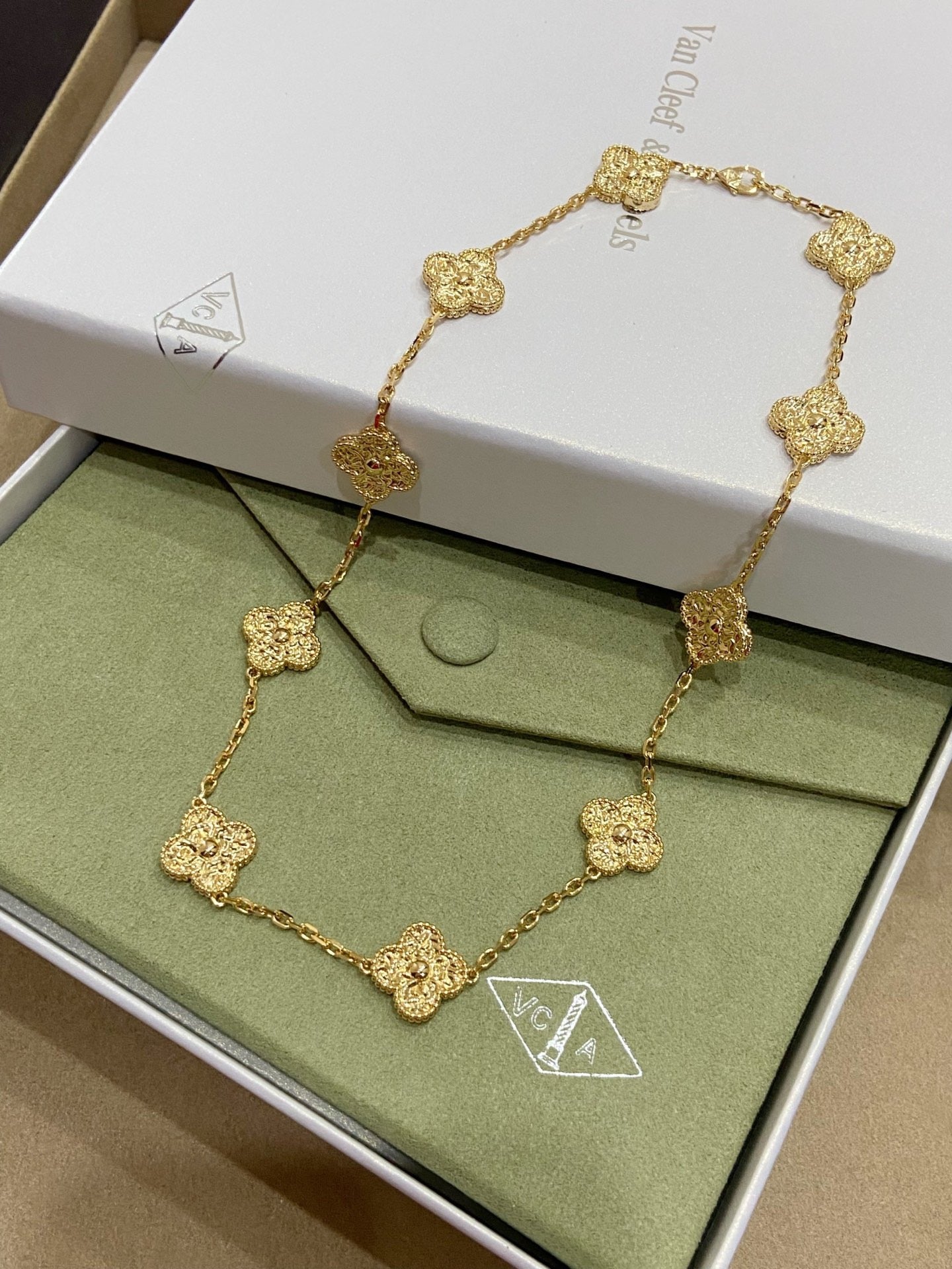 [Regalia jewelry]CLOVERS THE 10-MOTIFS NECKLACE