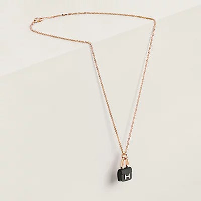 [Regalia jewelry]WOMEN'S HM AMULETTES CONSTANCE PENDANT NECKLACE