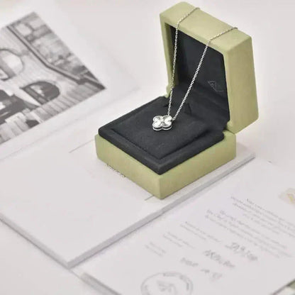 [Regalia jewelry]CLOVER  15MM DIAMOND LASER NECKLACE SILVER