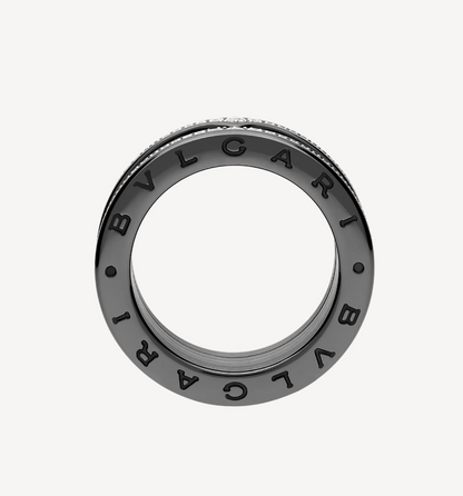 [Regalia jewelry]ZERO 1 ROCK FOUR-BAND BLACK CERAMIC WITH STUDDED SPIRAL AND PAVED DIAMONDS RING