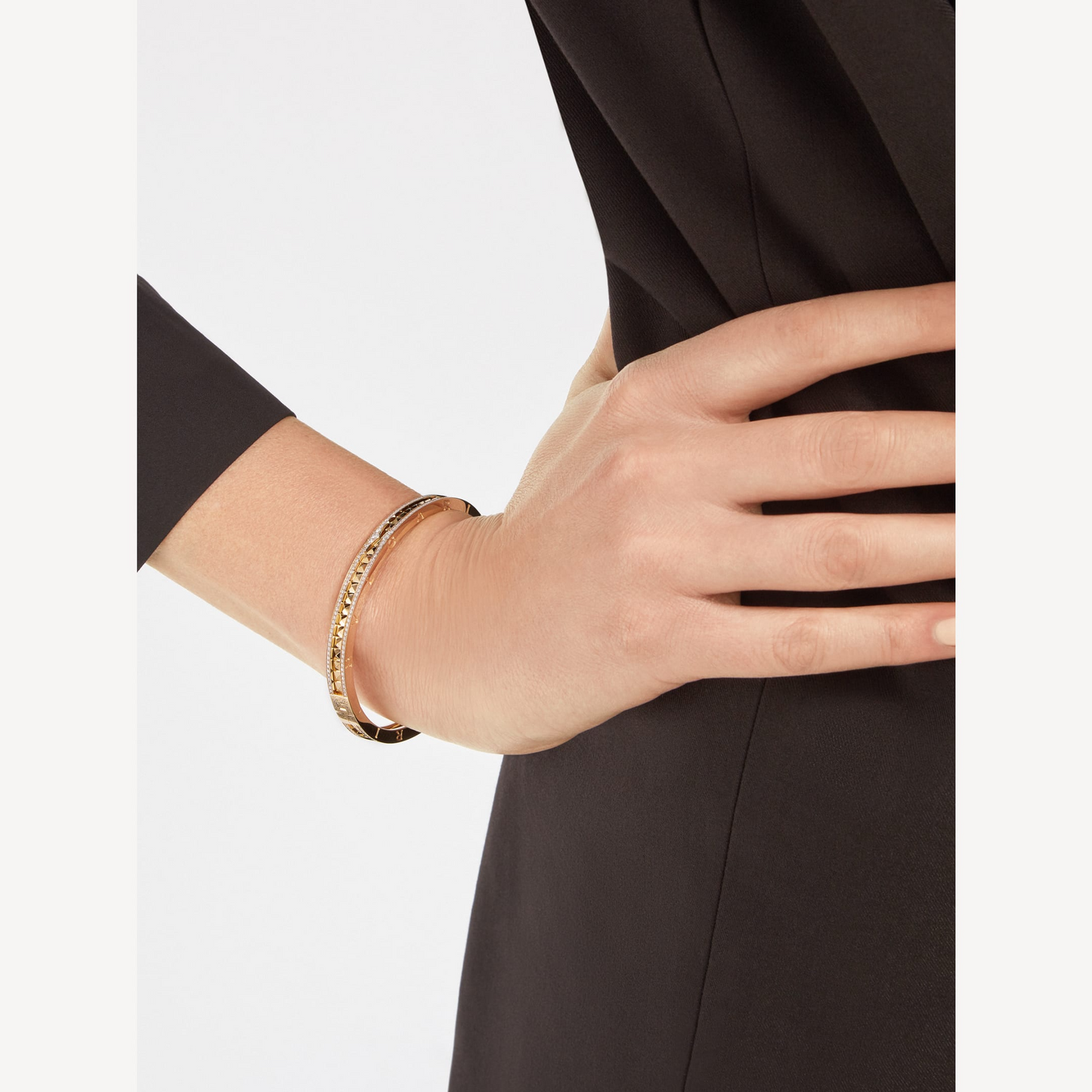 [Regalia jewelry]ZERO 1 SPIRAL AND PAVED DIAMOND GOLD BRACELET