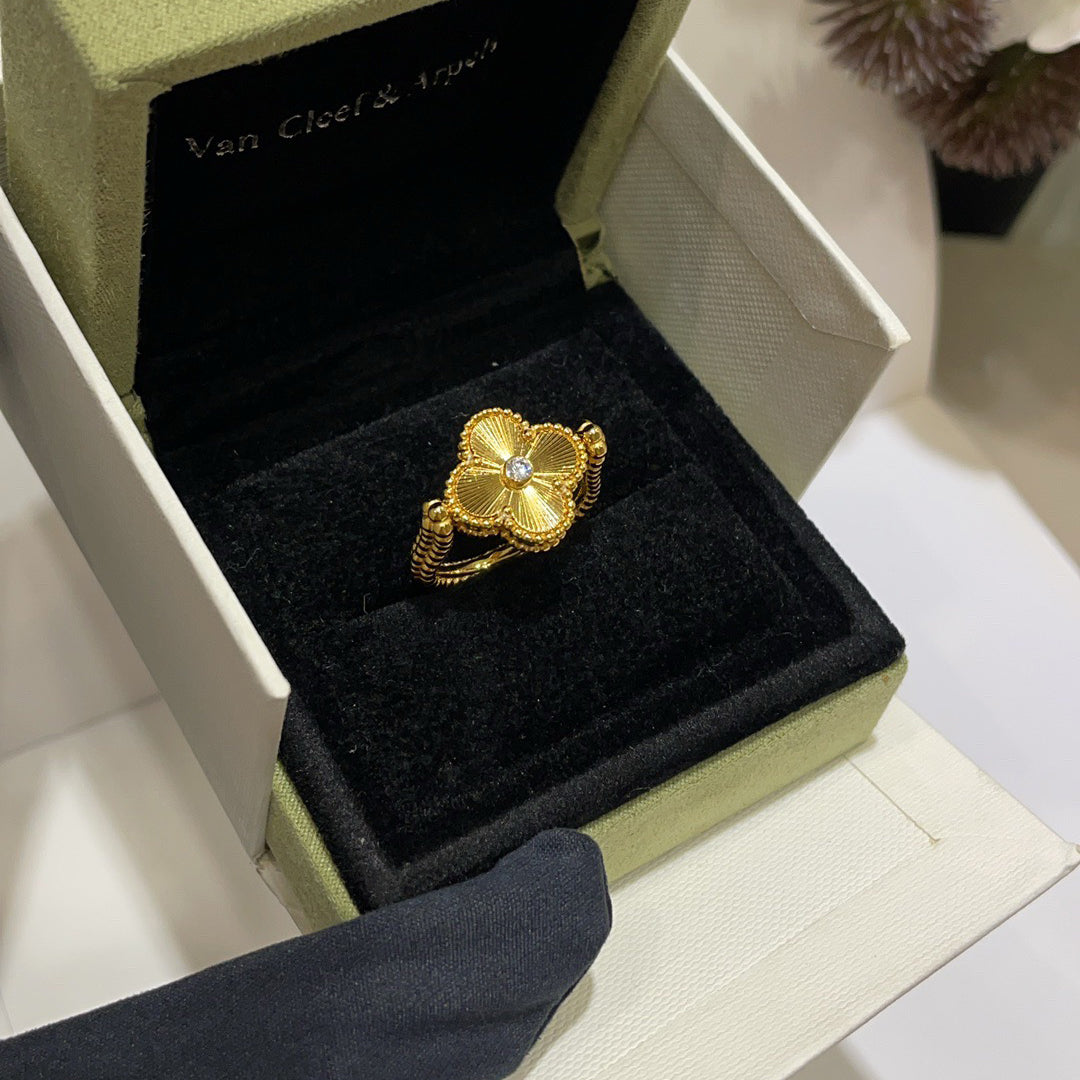 [Regalia jewelry]CLOVER RIVERSIBLE BLUE AGATE RING