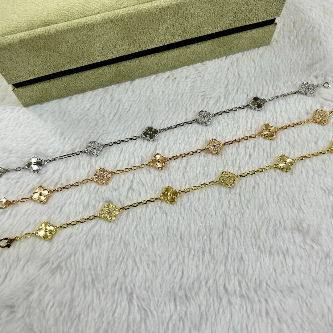 [Regalia jewelry]CLOVER 6 MOTIF DIAMOND LASER BRACELET