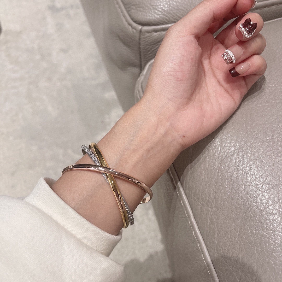 [Regalia jewelry]TRINITY TRICOLORED GOLD THREE-RING BRACELET