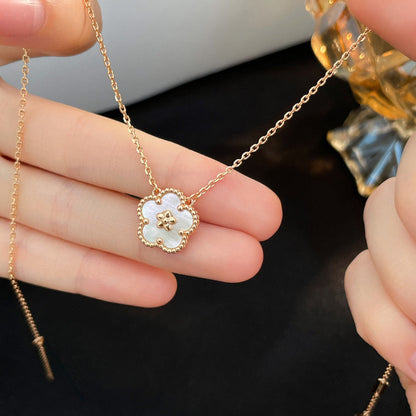 [Regalia jewelry]LUCKY  WHITE MOP  PLUM BLOSSOM NECKLACE