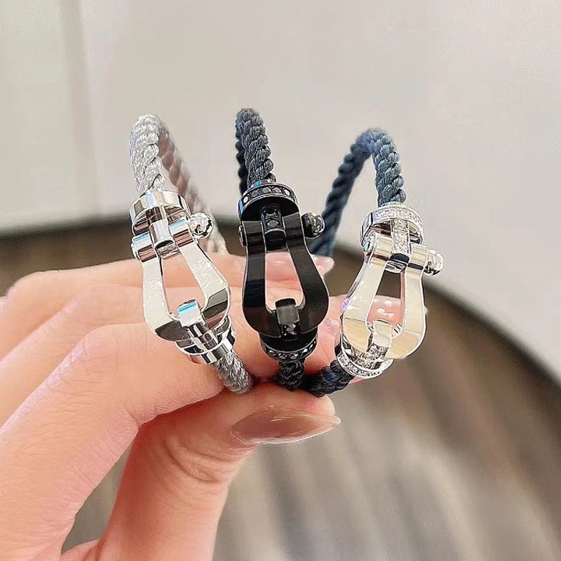 [Regalia jewelry]FORCE LARGE HORSESHOE HALF DIAMOND BRACELET GOLD