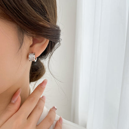 [Regalia jewelry]ZERO 1 DIAMOND PAVED EARRINGS