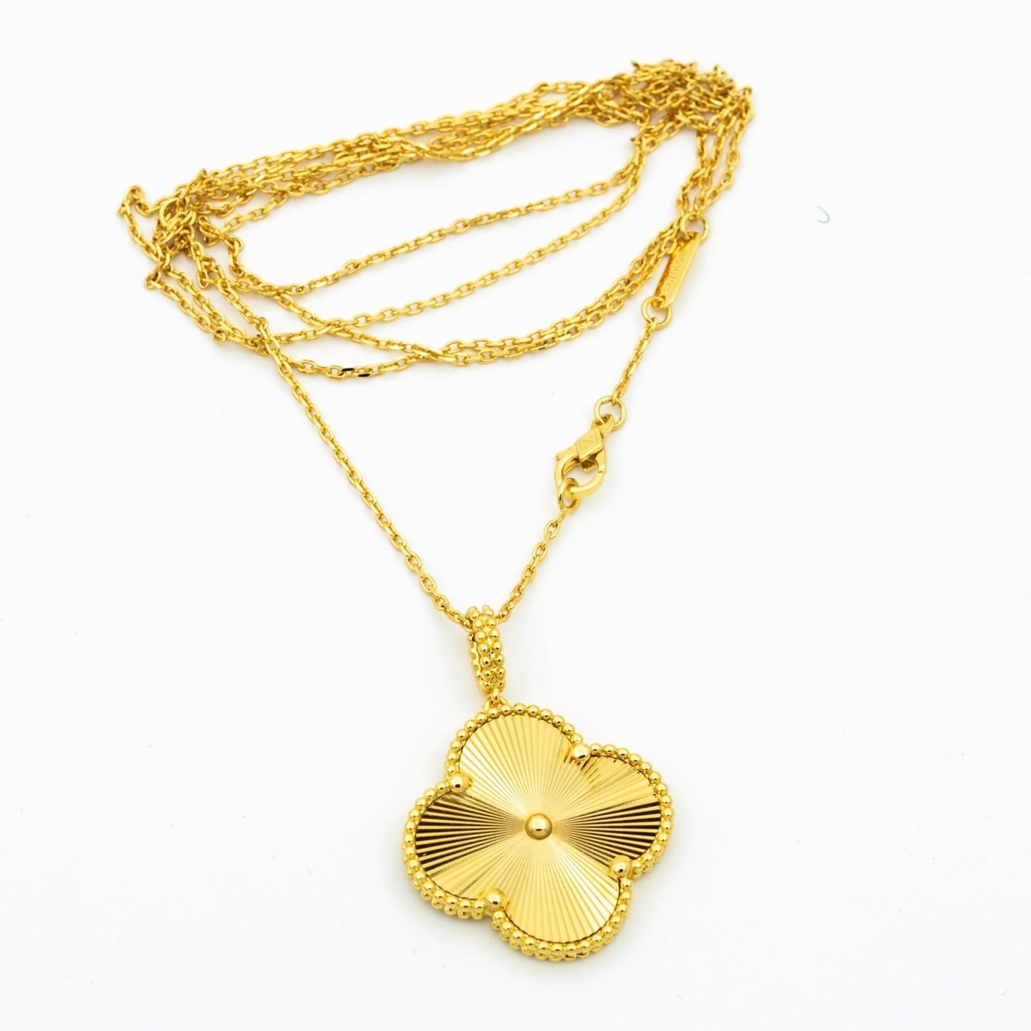 [Regalia jewelry]CLOVER 25MM PEDANT NECKLACE GOLD