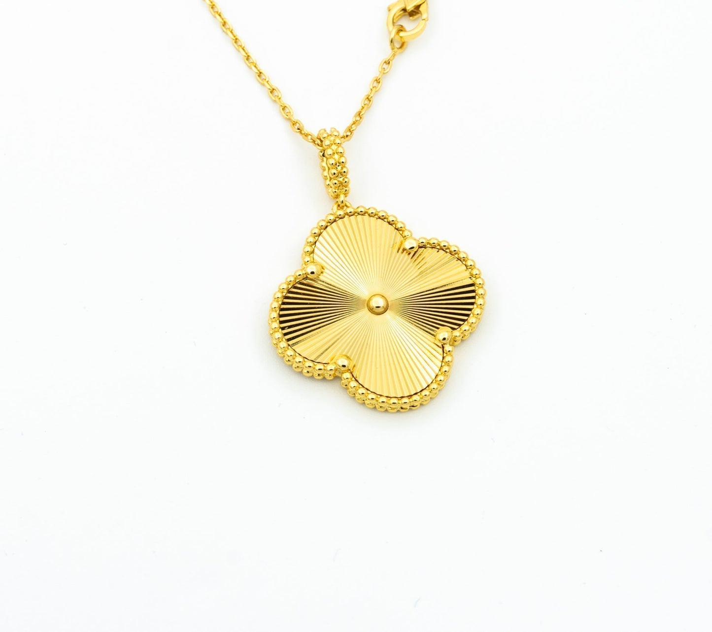 [Regalia jewelry]CLOVER 25MM PEDANT NECKLACE GOLD