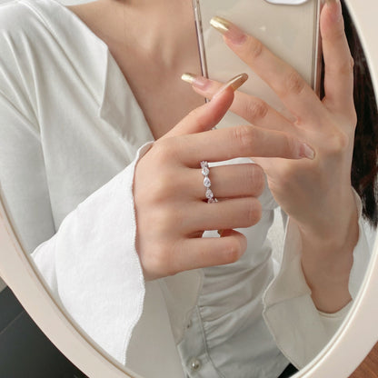 [Regalia jewelry]Exquisite Pear Cut Tennis Ring